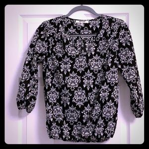 Black and White Flowy Top